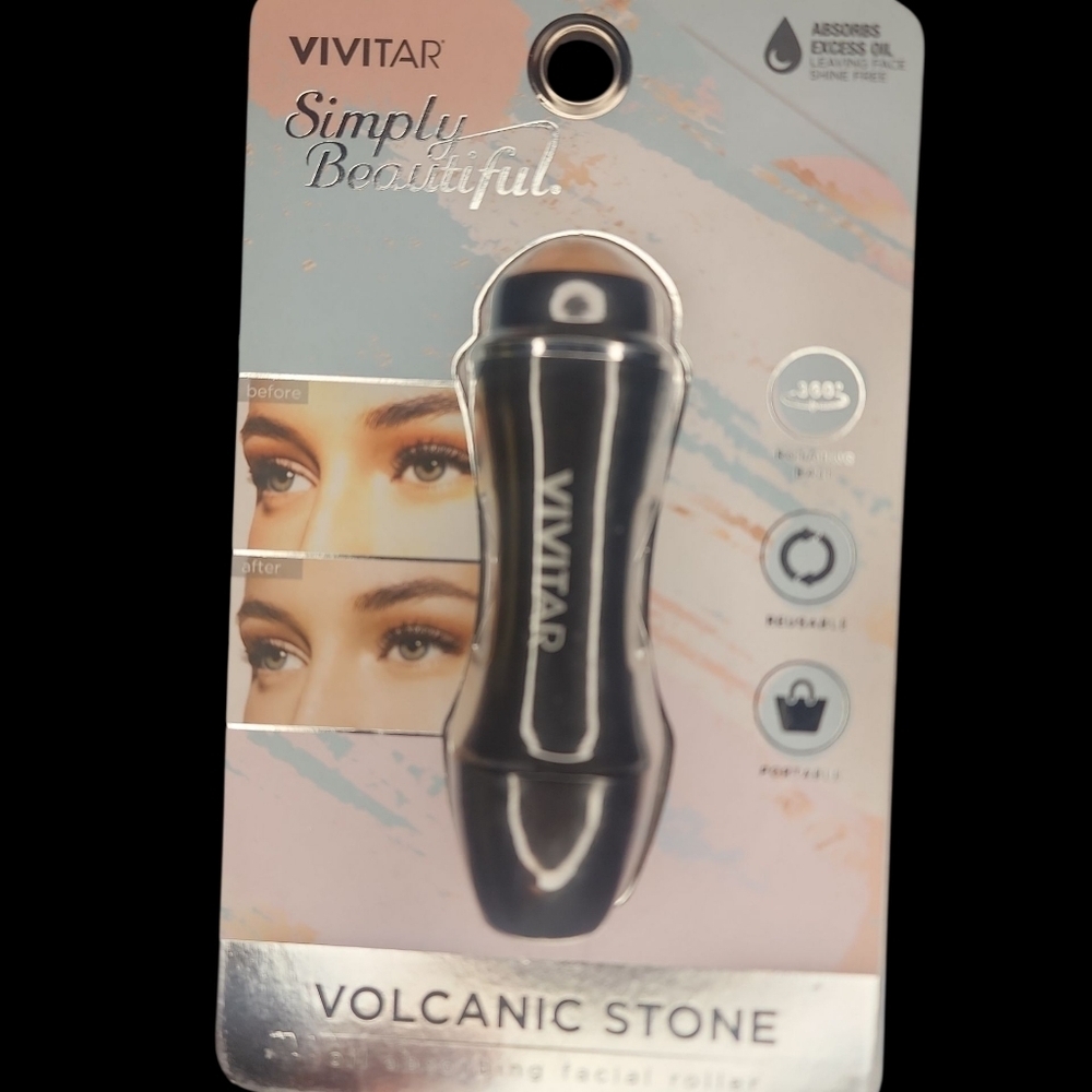 Volcanic Stone Facial Roller - Black - Picture 3 of 5